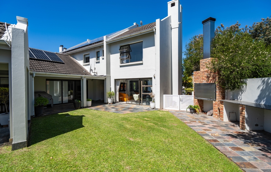 5 Bedroom Property for Sale in Royal Alfred Marina Eastern Cape